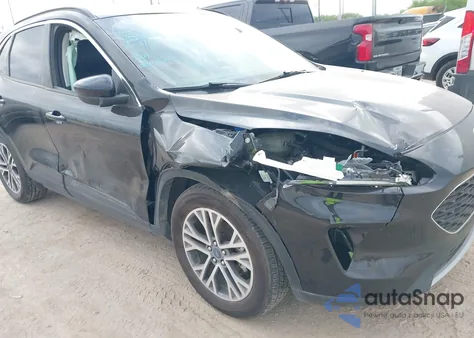 2021 Ford Escape Sel z USA, uszkodzony, nr VIN 1FMCU9H65MUB21616